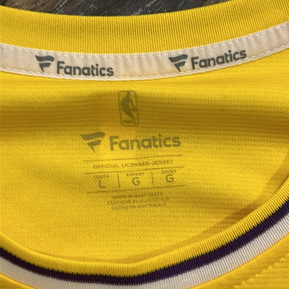 Kids Lakers Lebron James Jersey - Picture 4 of 5